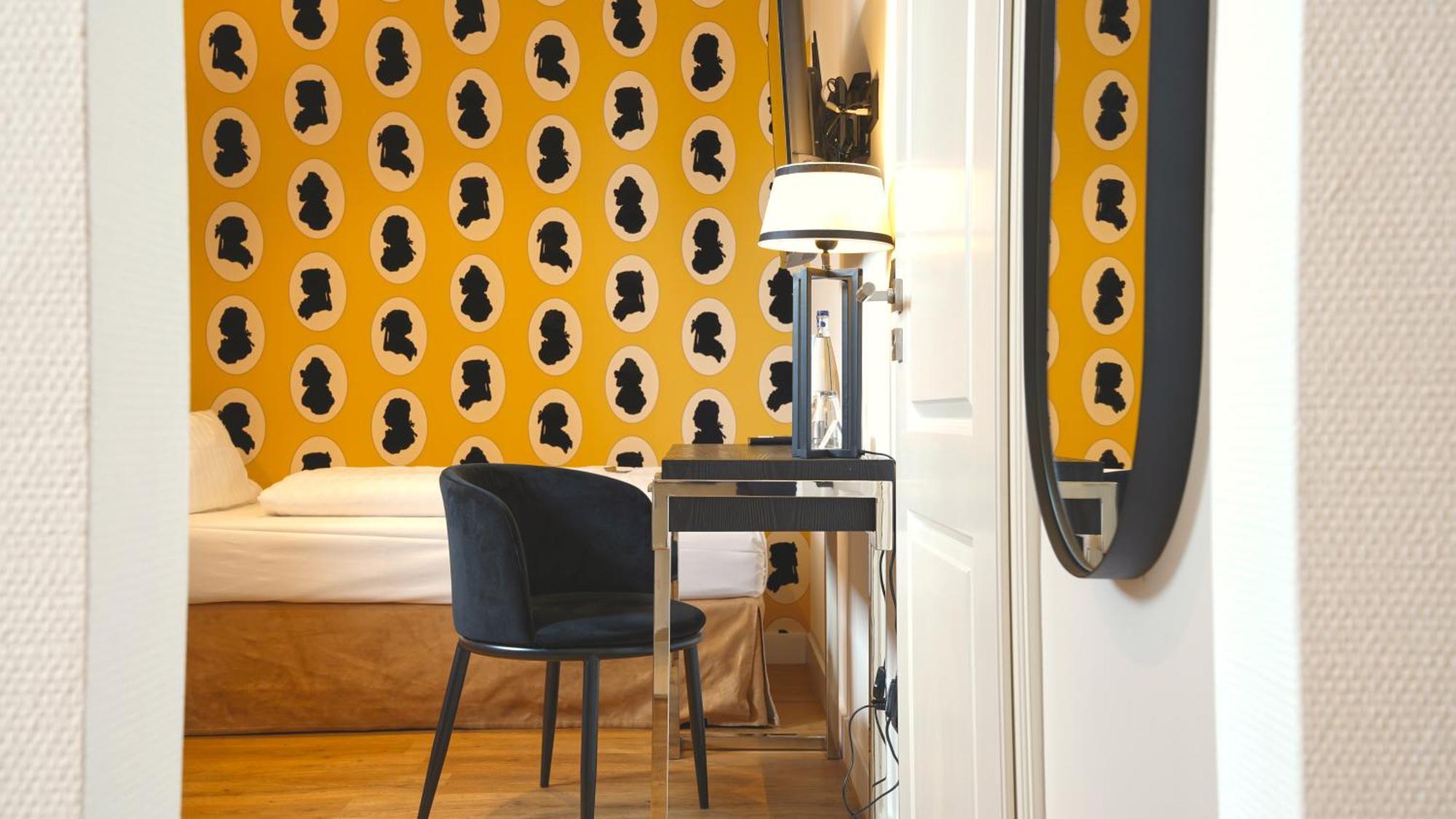 Altes Zollhaus Hotel Ринтелн Екстериор снимка