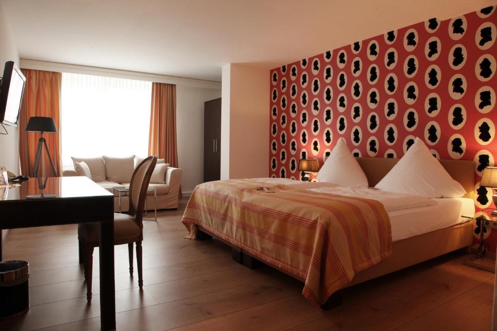Altes Zollhaus Hotel Ринтелн Екстериор снимка